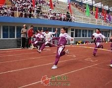 山谷里的体育神校-西北文学网